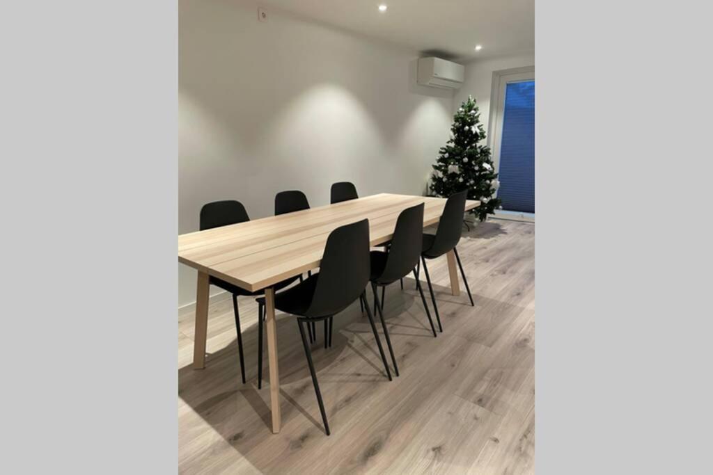 Nybygd Feriebolig Rett Ved Til Leie! Holiday home Kristiansand