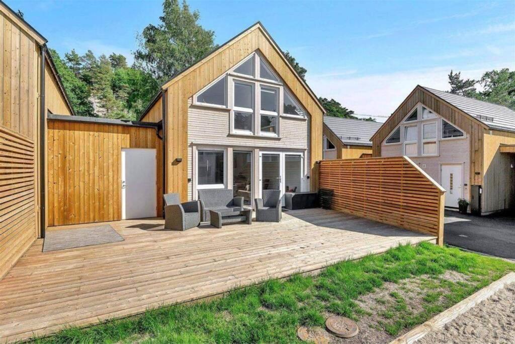 Nybygd Feriebolig Rett Ved Til Leie! *